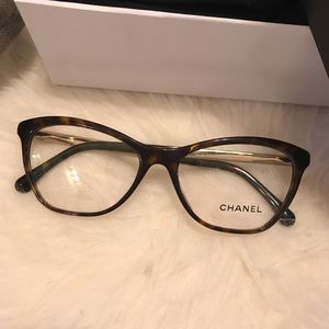 CHANEL CC Pearl Eyeglasses
